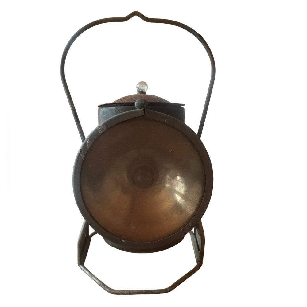 Vintage Economy Electric Lantern Co. Milwaukee Railroad‎ Lamp